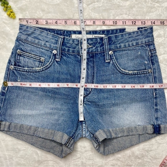 Lovers + Friends Dylan Cuffed Boyfriend Denim Jean Shorts in Skycrest Size 24 - Picture 13 of 15